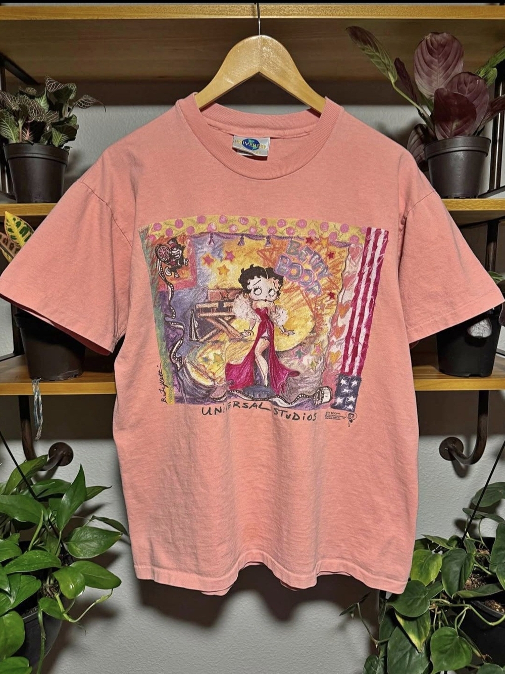 Universal Studios Betty Boop Graphic Tee in Pink